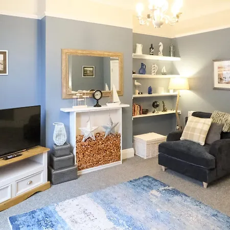 The First Port Of Call בית נופש